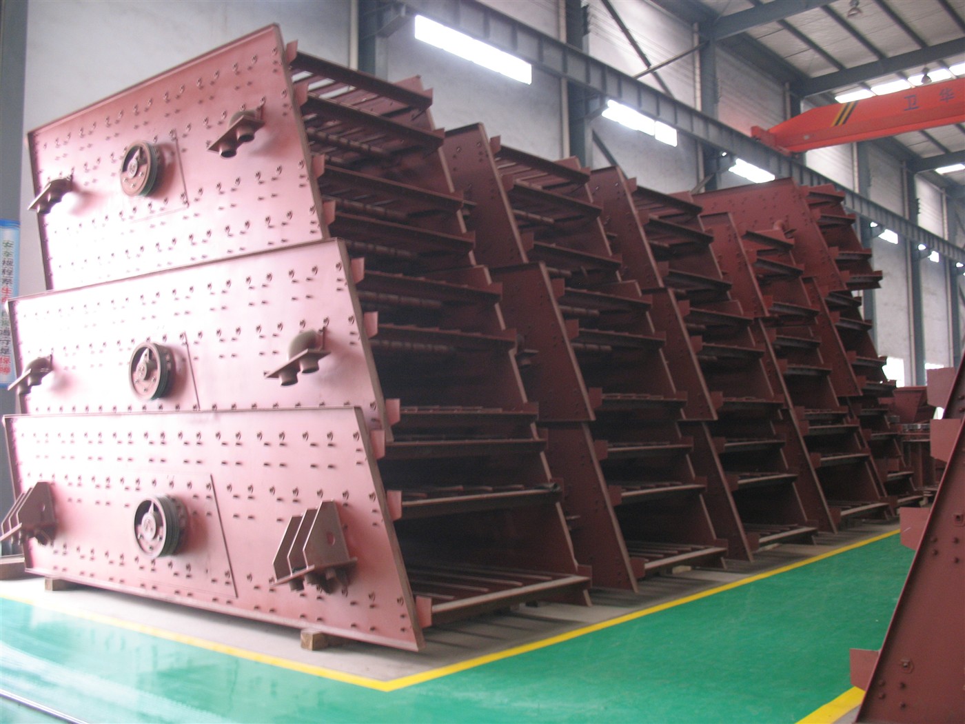 Mining screen equipment being assembled in workshop